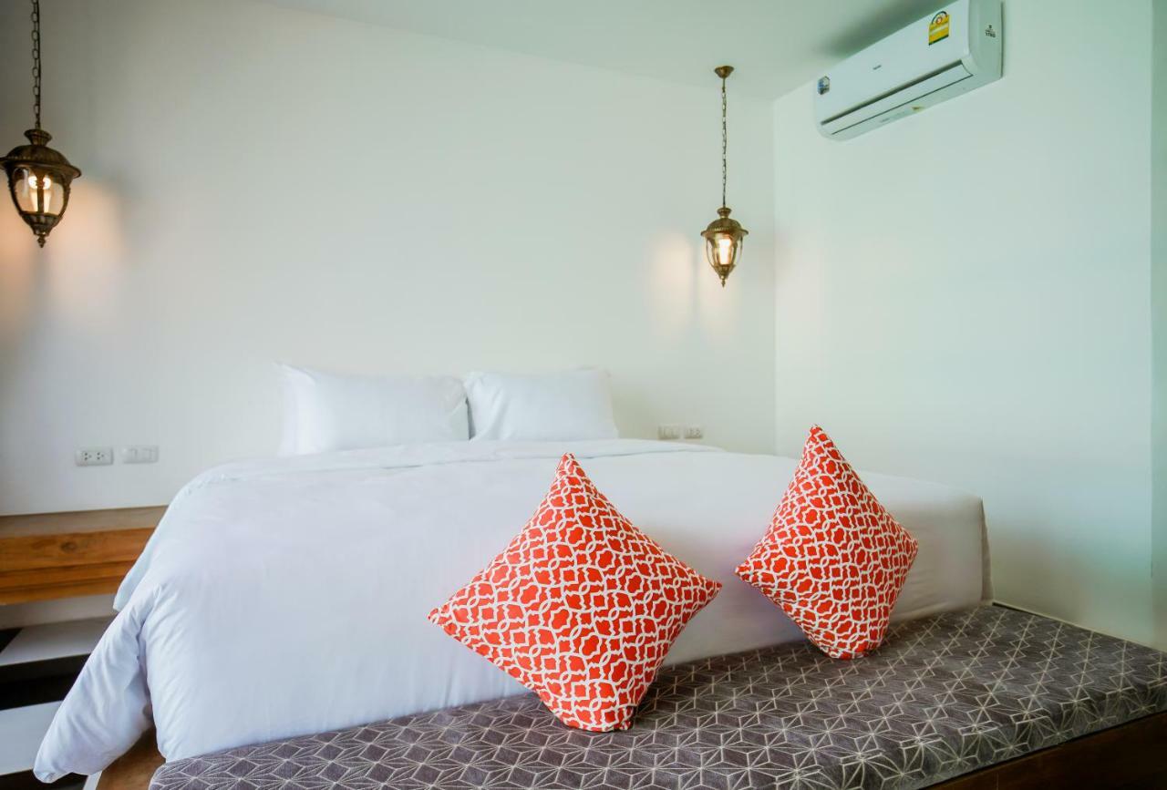 Khaleej Mass Hotel Patong Extérieur photo
